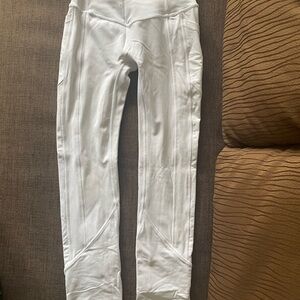 Almost pristine conditions- White Leggings